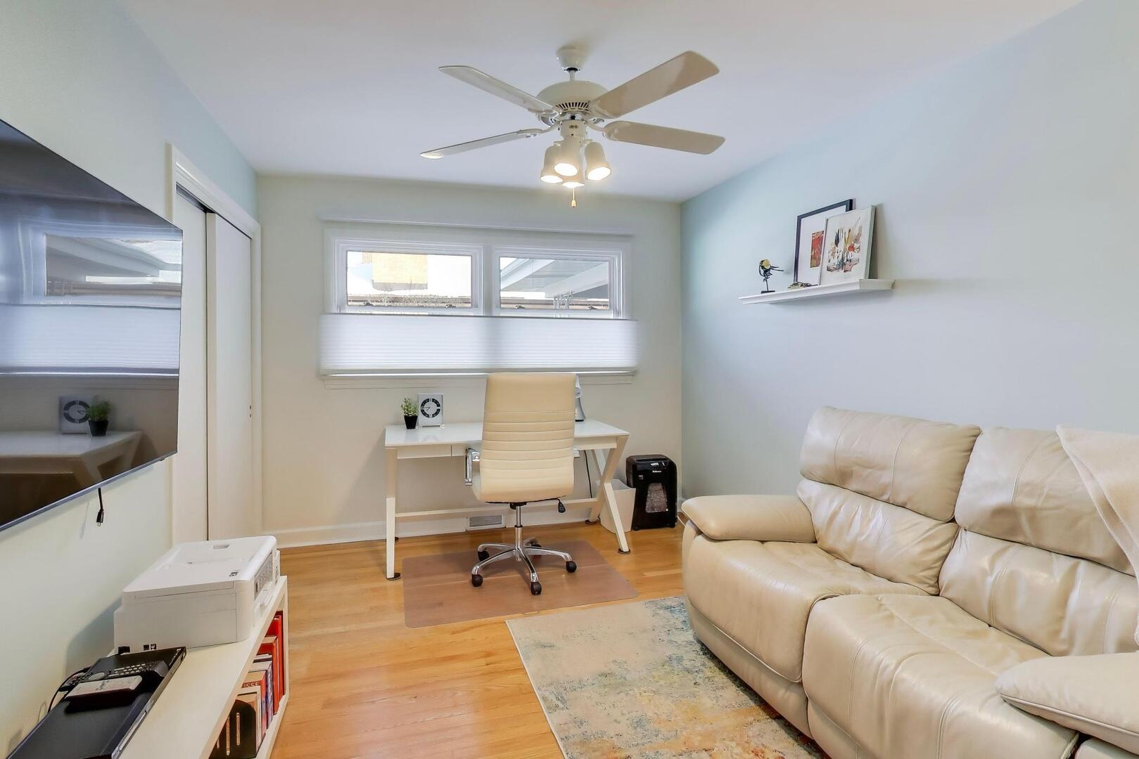 925 Indian Road Glenview, IL 60025 - Photo 19 of 39