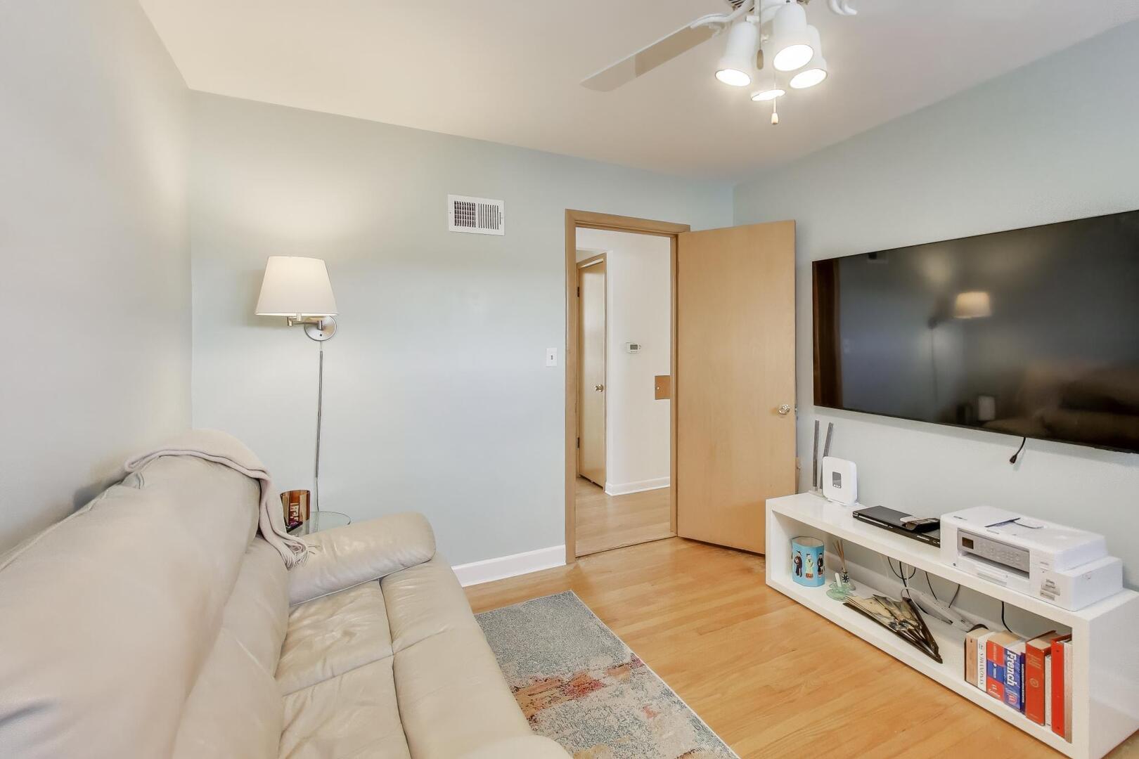 925 Indian Road Glenview, IL 60025 - Photo 20 of 39