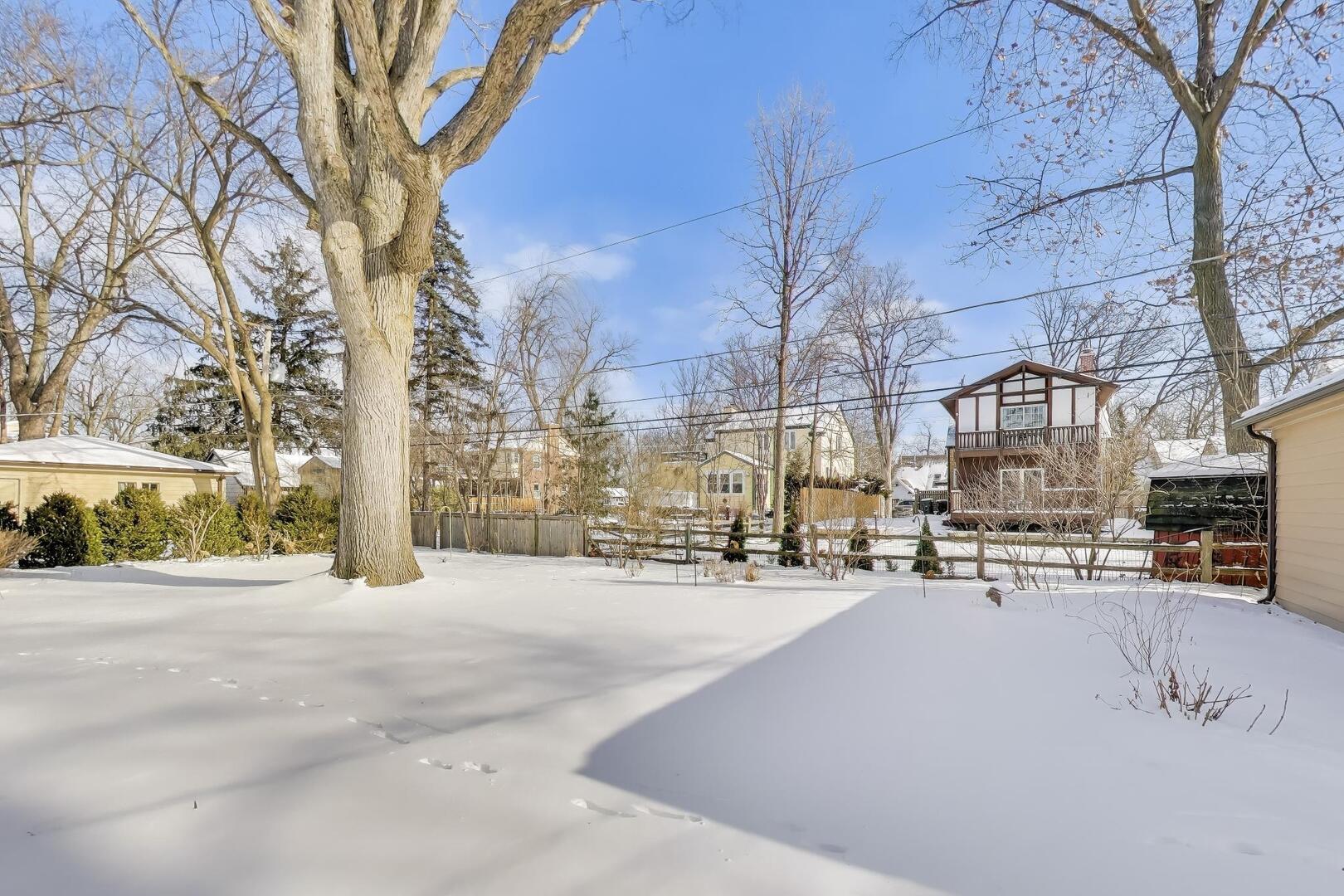 925 Indian Road Glenview, IL 60025 - Photo 34 of 39