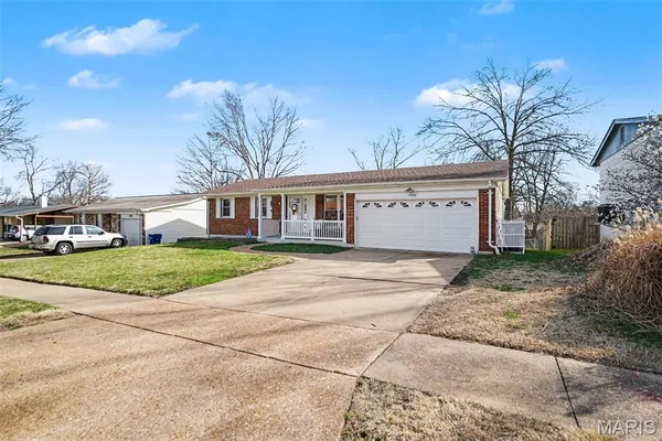 $290,000 | 1590 Codorniz Lane, Fenton, MO 63026