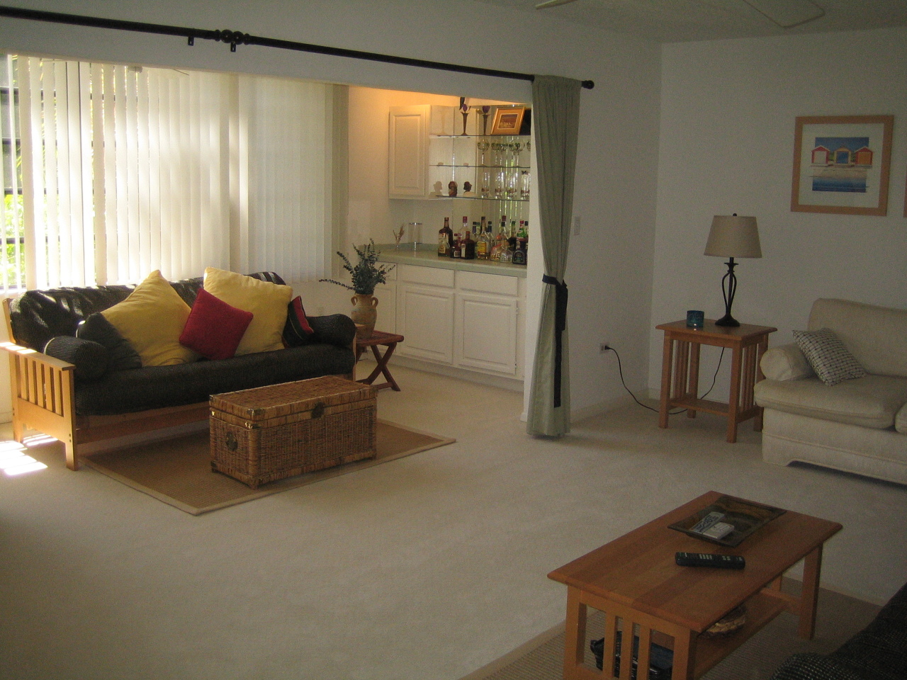 591 Sombrero Beach Road, Unit 8 Marathon, FL 33050 - Photo 3 of 21 Lvg Rm
