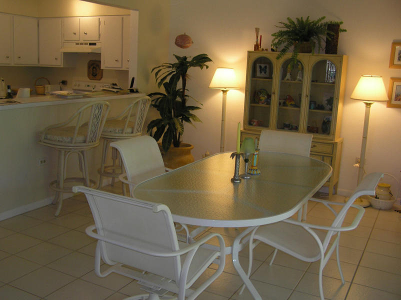 591 Sombrero Beach Road, Unit 8 Marathon, FL 33050 - Photo 7 of 21 DINING ROOM