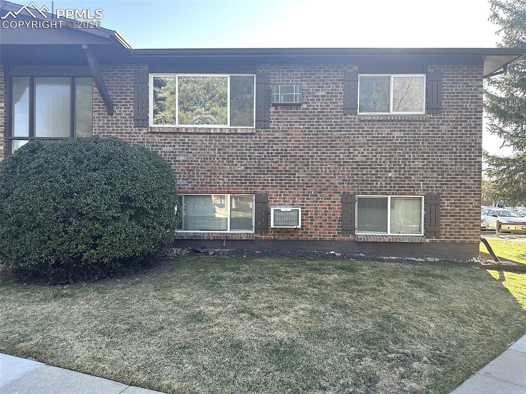 6625 Dublin Loop West, Unit 4 Colorado Springs, CO 80918 - Photo 2 of 11