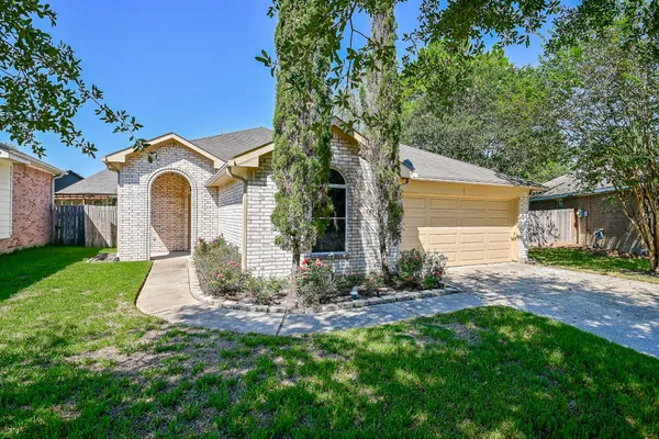 $1,960 | 719 Levi Bend, Magnolia, TX 77354