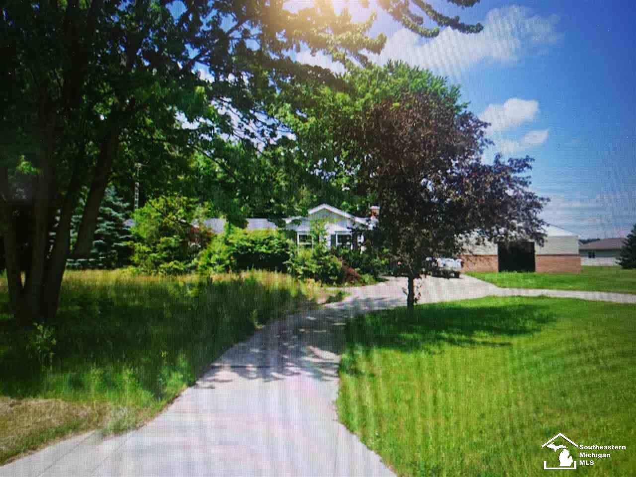 2282 West Labo Road Carleton, MI 48117 - Photo 1 of 1