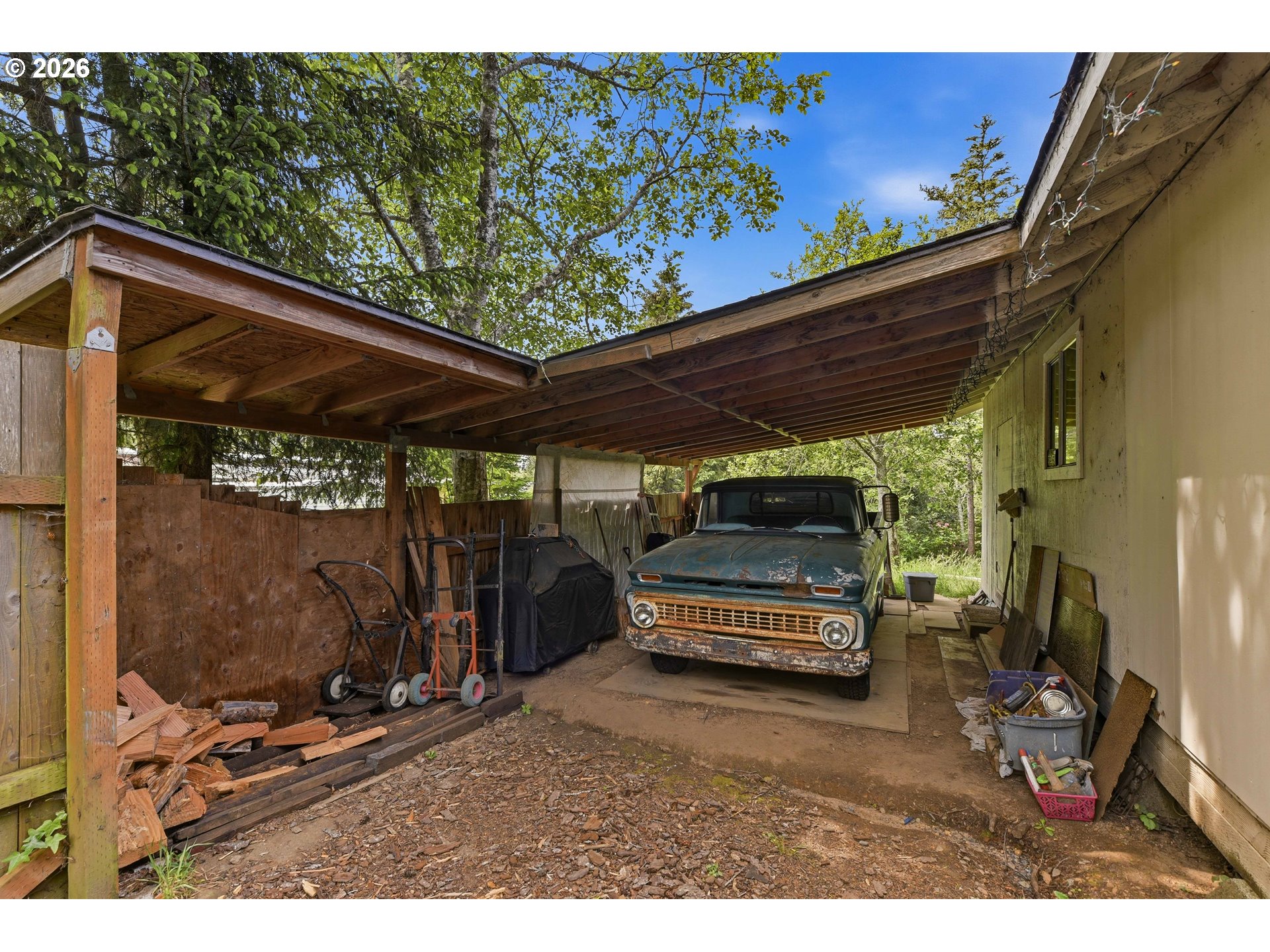64426 Penny Road Coos Bay, OR 97420 - Photo 4 of 32