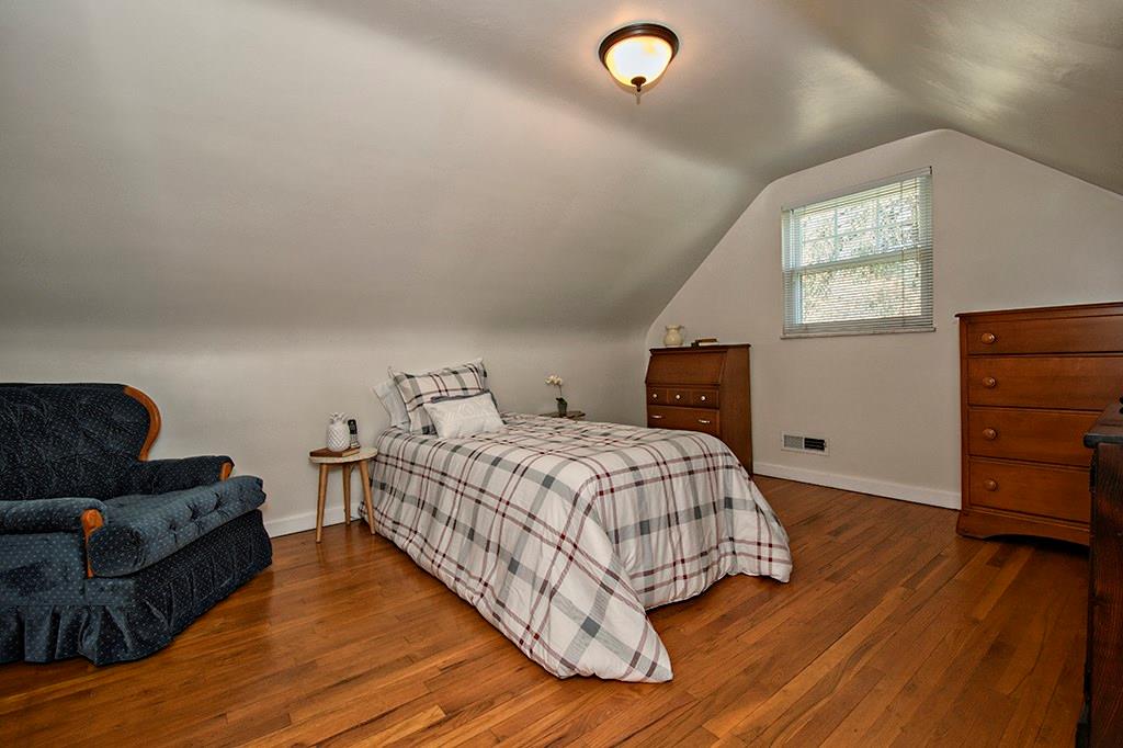 130 Dorseyville Road Pittsburgh, PA 15215 - Photo 15 of 17 Bedroom