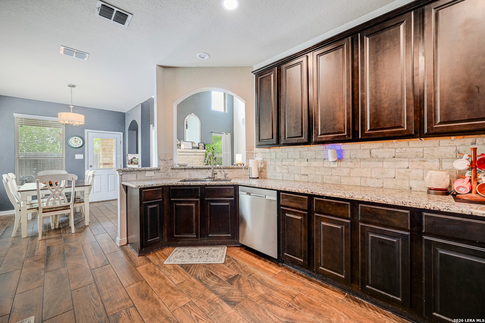 5175 Top Ridge Lane Schertz, TX 78108 - Photo 11 of 43