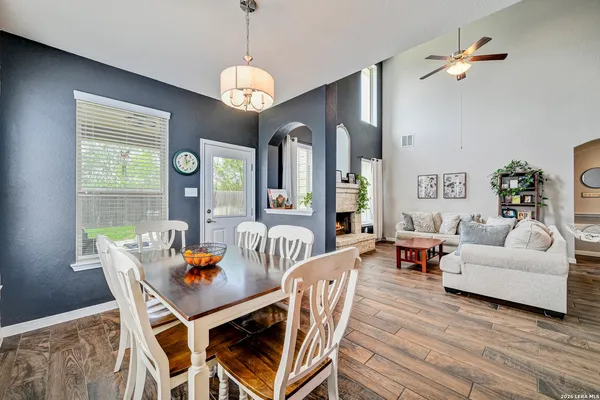 $2,600 | 5175 Top Ridge Lane, Schertz, TX 78108
