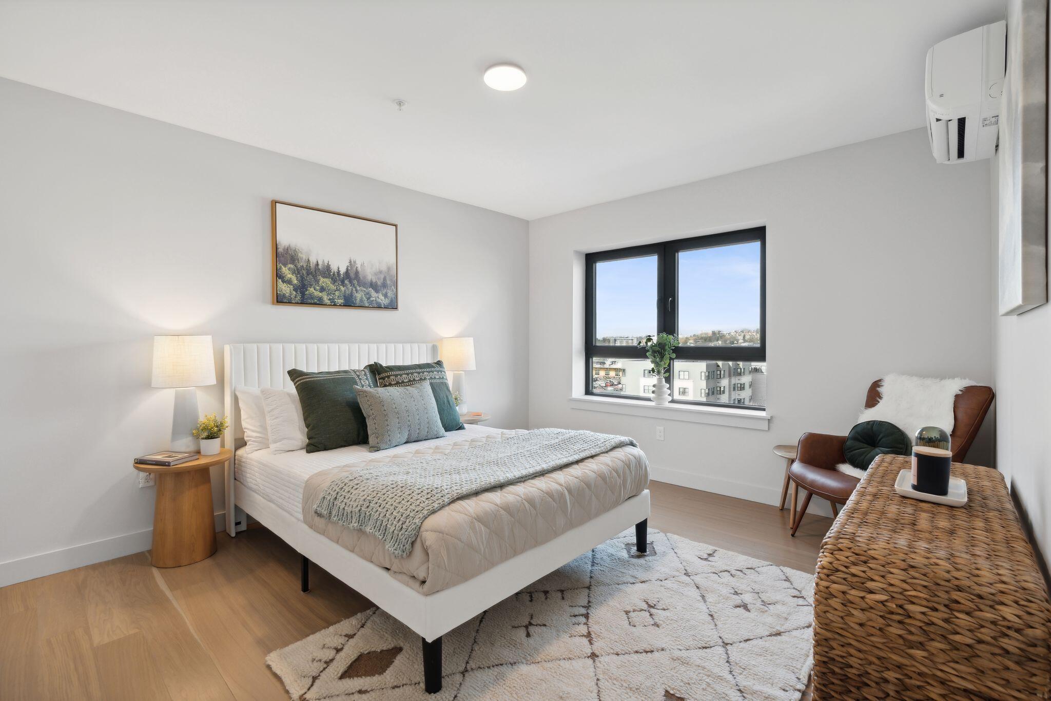 75 Chestnut Street, Unit 609 Portland, ME 04101 - Photo 16 of 42 Primary Suite