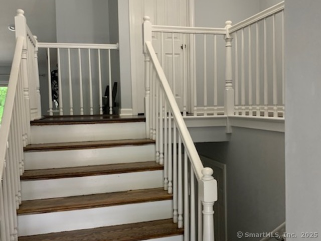 81 The Meadows, Unit 81 Enfield, CT 06082 - Photo 8 of 18 a view of entryway