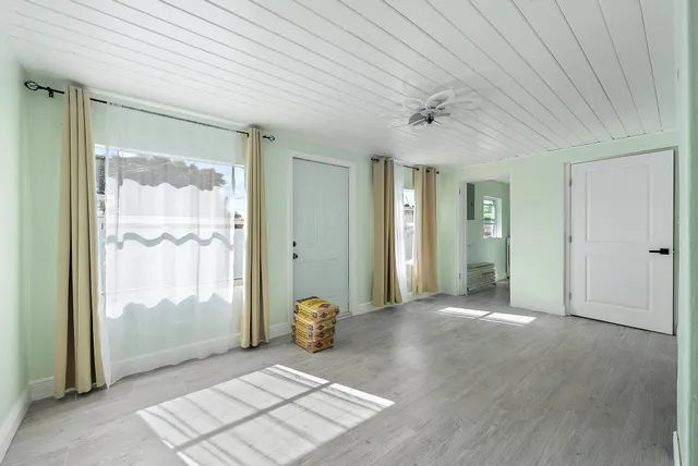 $3,400 | 135 East 28th Street, Riviera Beach, FL 33404