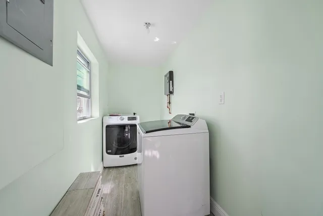 $3,400 | 135 East 28th Street, Riviera Beach, FL 33404