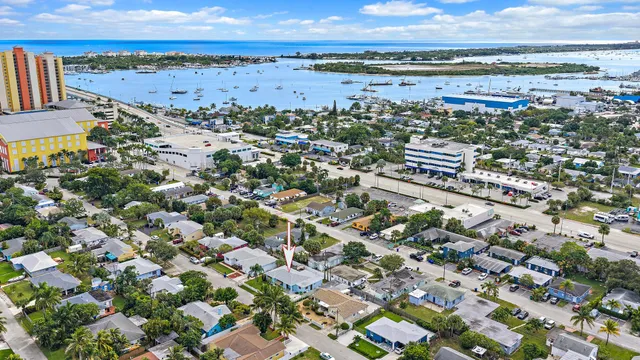 $3,400 | 135 East 28th Street, Riviera Beach, FL 33404