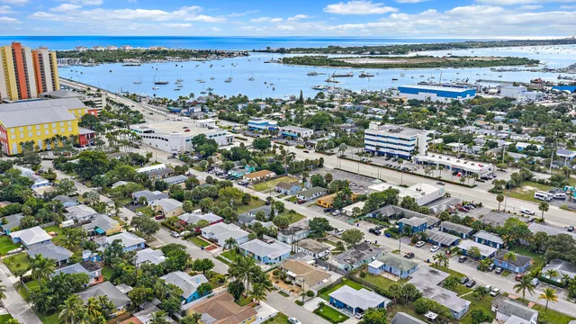 $3,400 | 135 East 28th Street, Riviera Beach, FL 33404