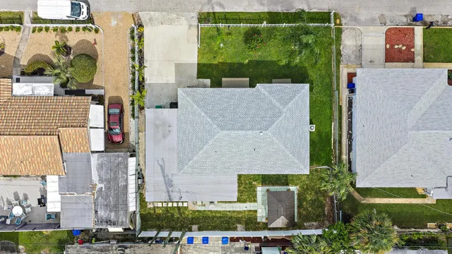 $3,400 | 135 East 28th Street, Riviera Beach, FL 33404