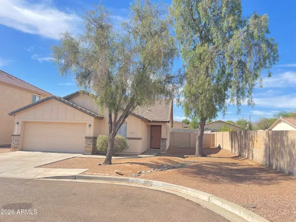 $1,895 | 915 West Bowker Street, Phoenix, AZ 85041