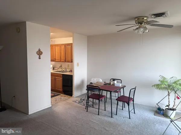 $129,900 | 3450 Toledo Terrace, Unit 512, Hyattsville, MD 20782