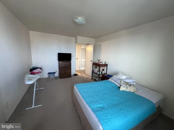 $129,900 | 3450 Toledo Terrace, Unit 512, Hyattsville, MD 20782