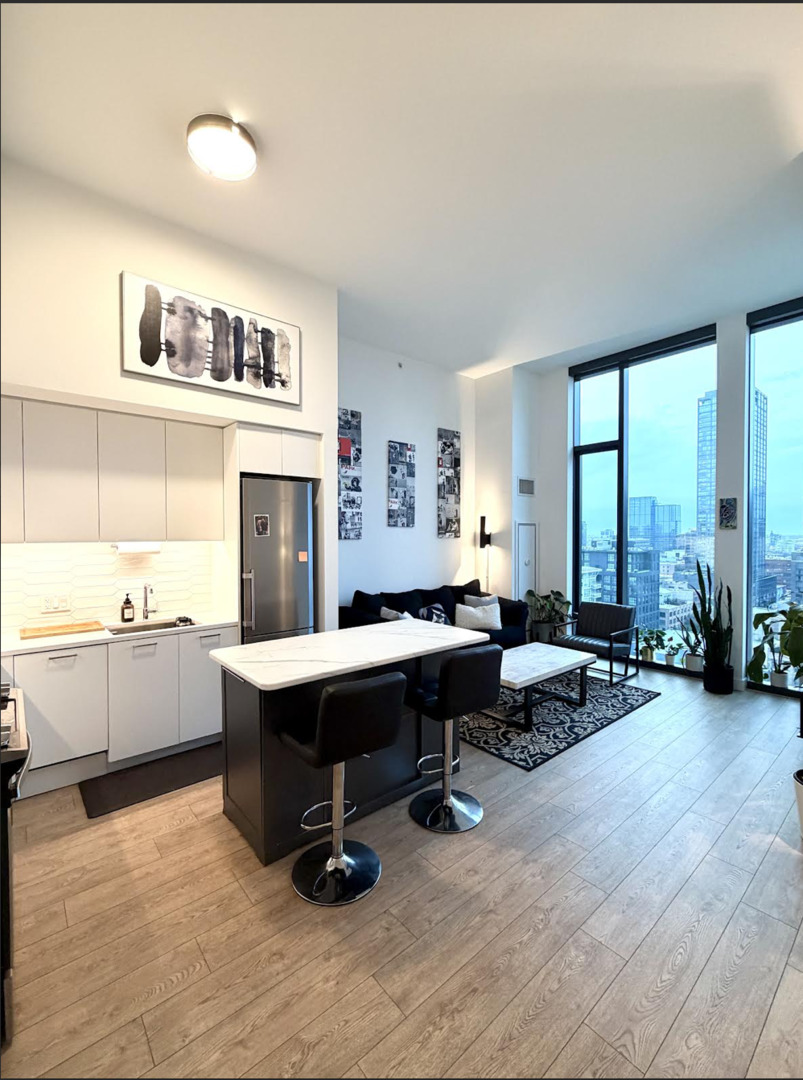 855 West Madison Street, Unit 1609N Chicago, IL 60607 - Photo 2 of 22 Gallery Image 2