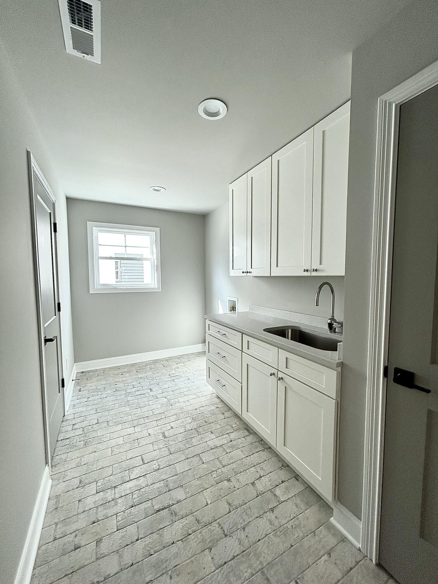 4176 Buttermilk Road Lexington, KY 40509 - Photo 24 of 35 Model Home. Final design and finishes may vary.