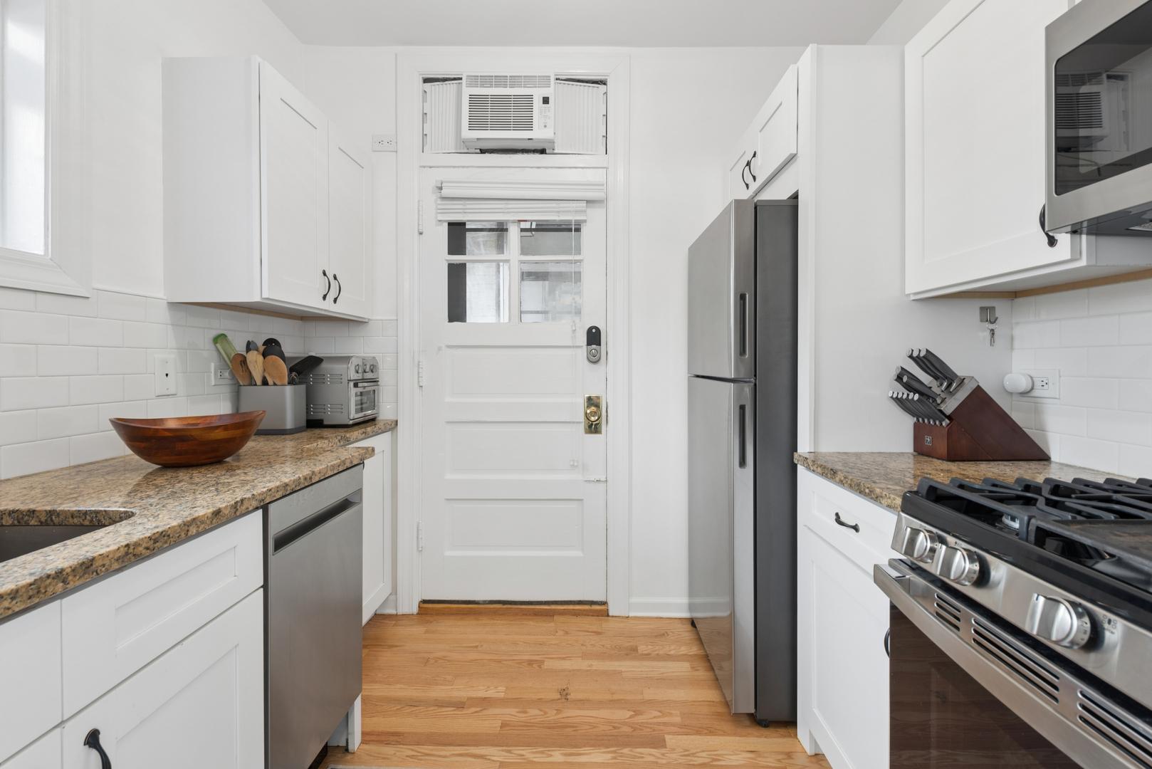 1101 Merrill Street, Unit M1 Winnetka, IL 60093 - Photo 10 of 16