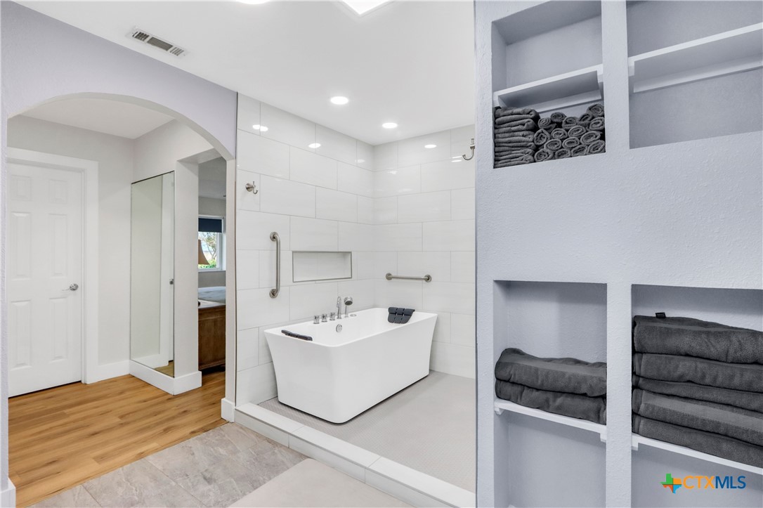 5037 North State Highway 123 Seguin, TX 78155 - Photo 18 of 45