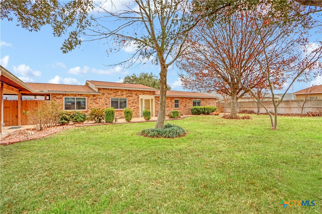 5037 North State Highway 123 Seguin, TX 78155 - Photo 2 of 45