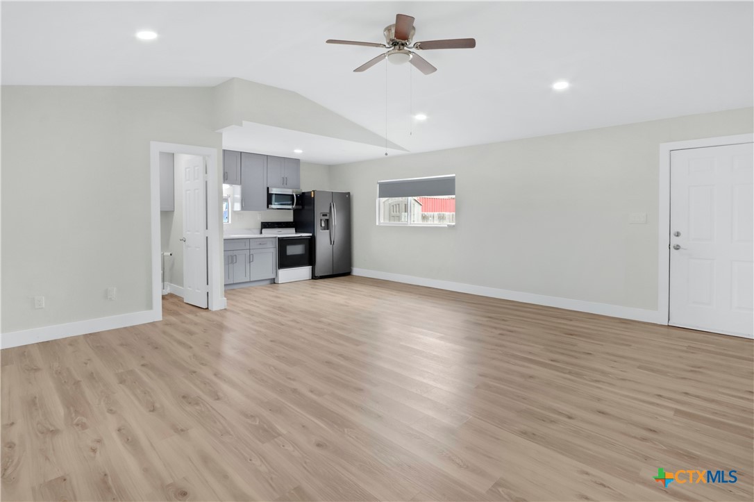 5037 North State Highway 123 Seguin, TX 78155 - Photo 32 of 45