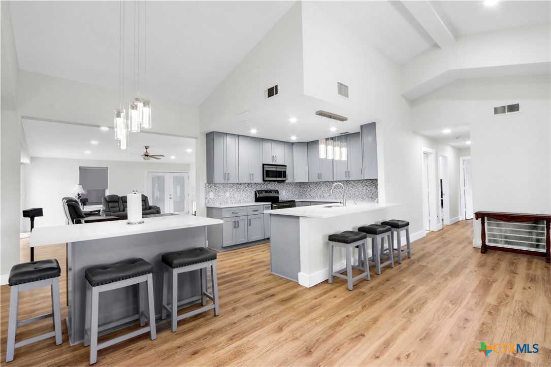 5037 North State Highway 123 Seguin, TX 78155 - Photo 5 of 45