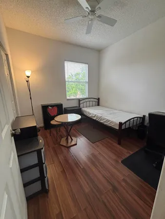 $1,000 | 2941 Crestwood Terrace, Unit 7204, Margate, FL 33063
