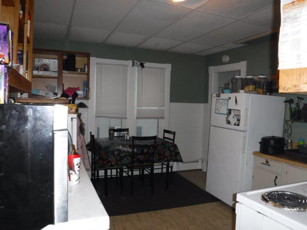 183 Main Street Mexico, ME 04257 - Photo 5 of 22 5 Kitchen Unit 2