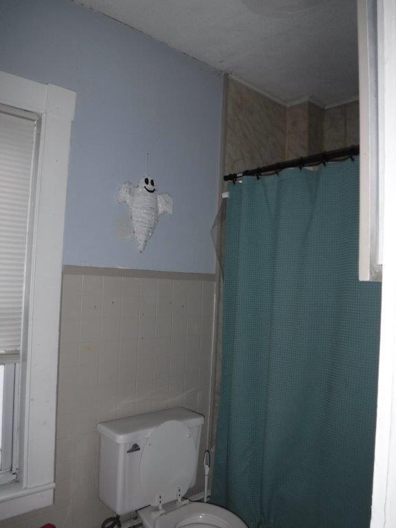 183 Main Street Mexico, ME 04257 - Photo 8 of 22 8 Bath Unit 2