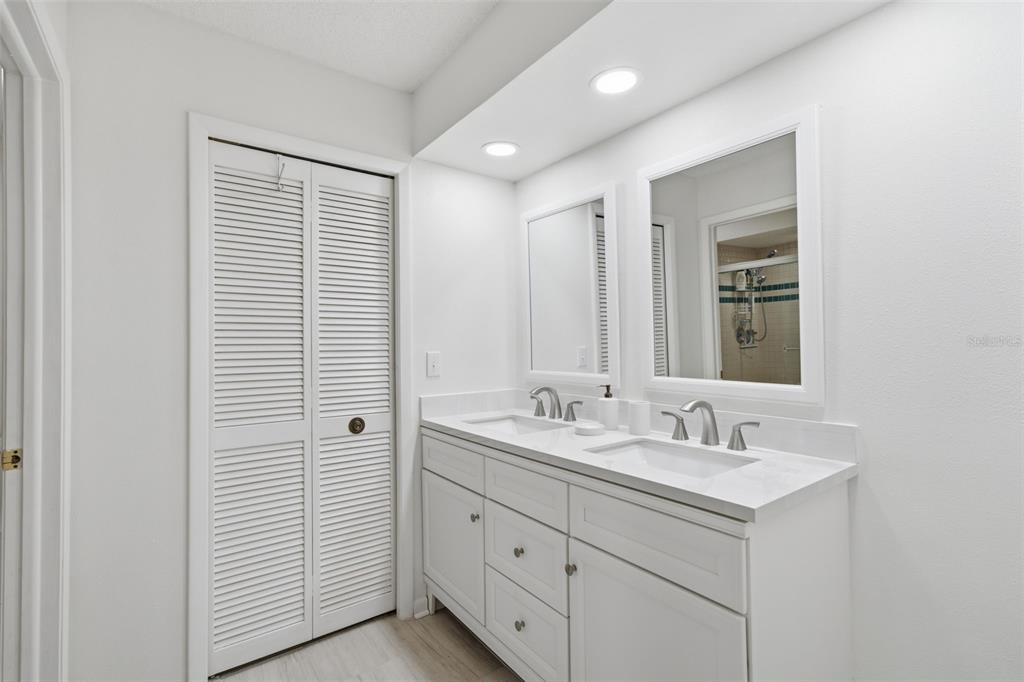 50 Pelican Place, Unit 50 Clearwater, FL 33756 - Photo 15 of 28