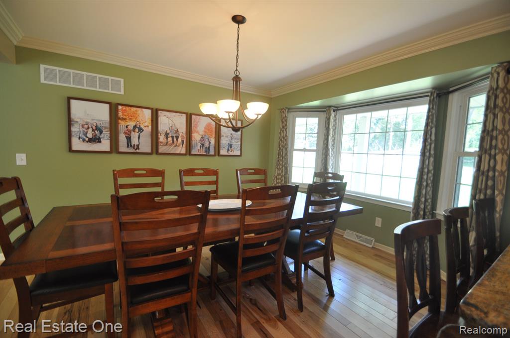 36 Wimberly Drive Rochester Hills, MI 48306 - Photo 7 of 41