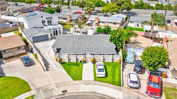 $3,500 | 525 West Woodcrest Avenue, Fullerton, CA 92832