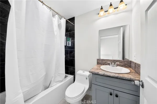 $3,500 | 525 West Woodcrest Avenue, Fullerton, CA 92832