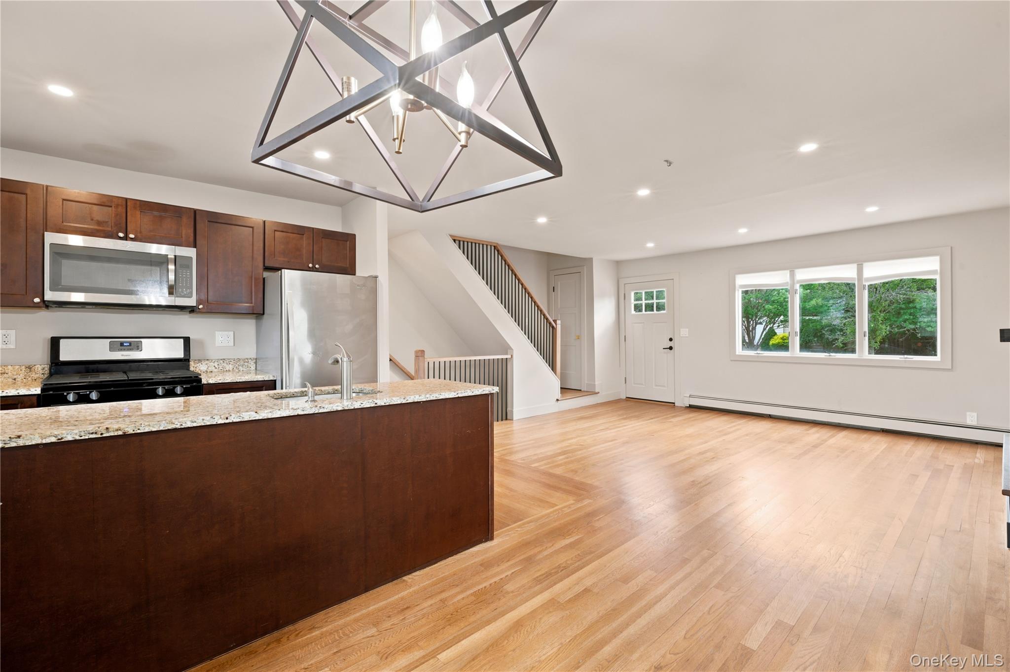 2693 Fox Road Baldwin, NY 11510 - Photo 7 of 32