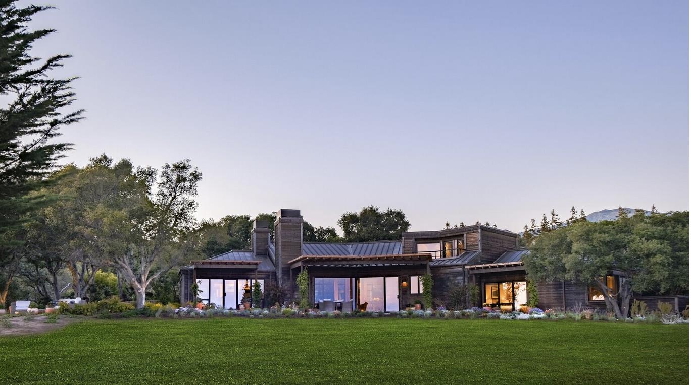 46820 Clear Ridge Road Big Sur, CA 93920 - Photo 9 of 26 a view of a big yard with a big yard and potted plants