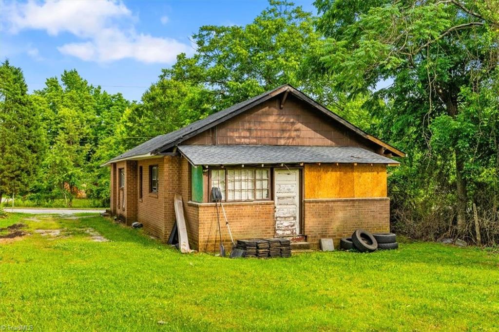 218 Robin Circle Salisbury, NC 28144 - Photo 11 of 13