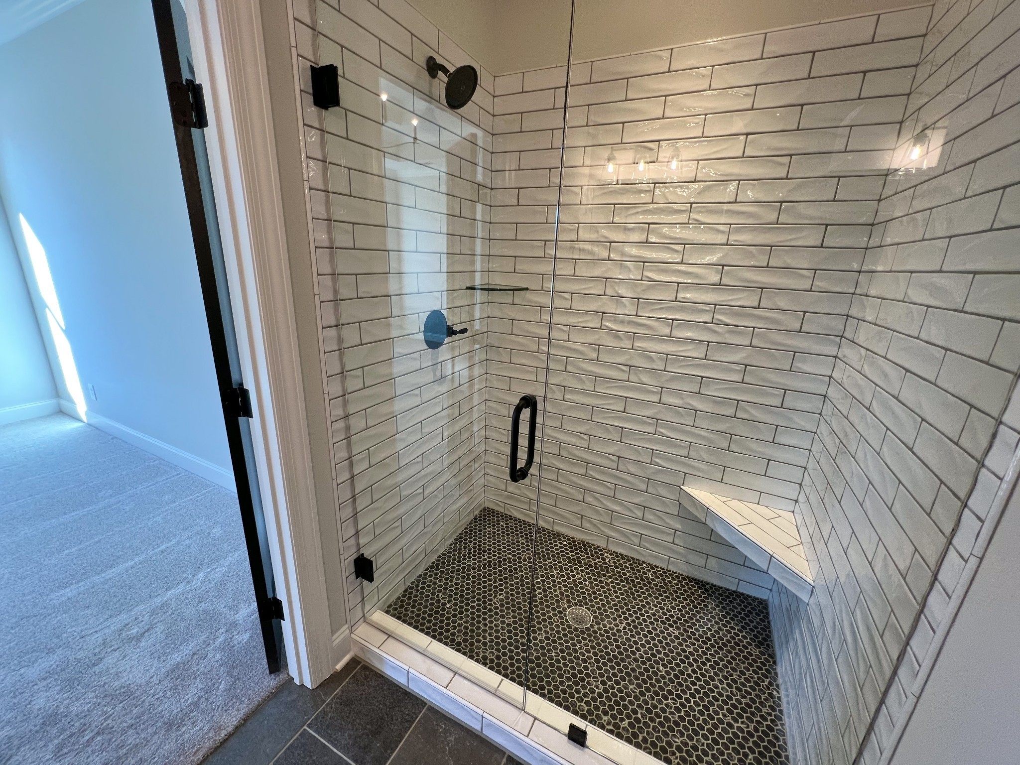 2445 North Commerce Road Lebanon, TN 37090 - Photo 9 of 14 a bathroom with a shower