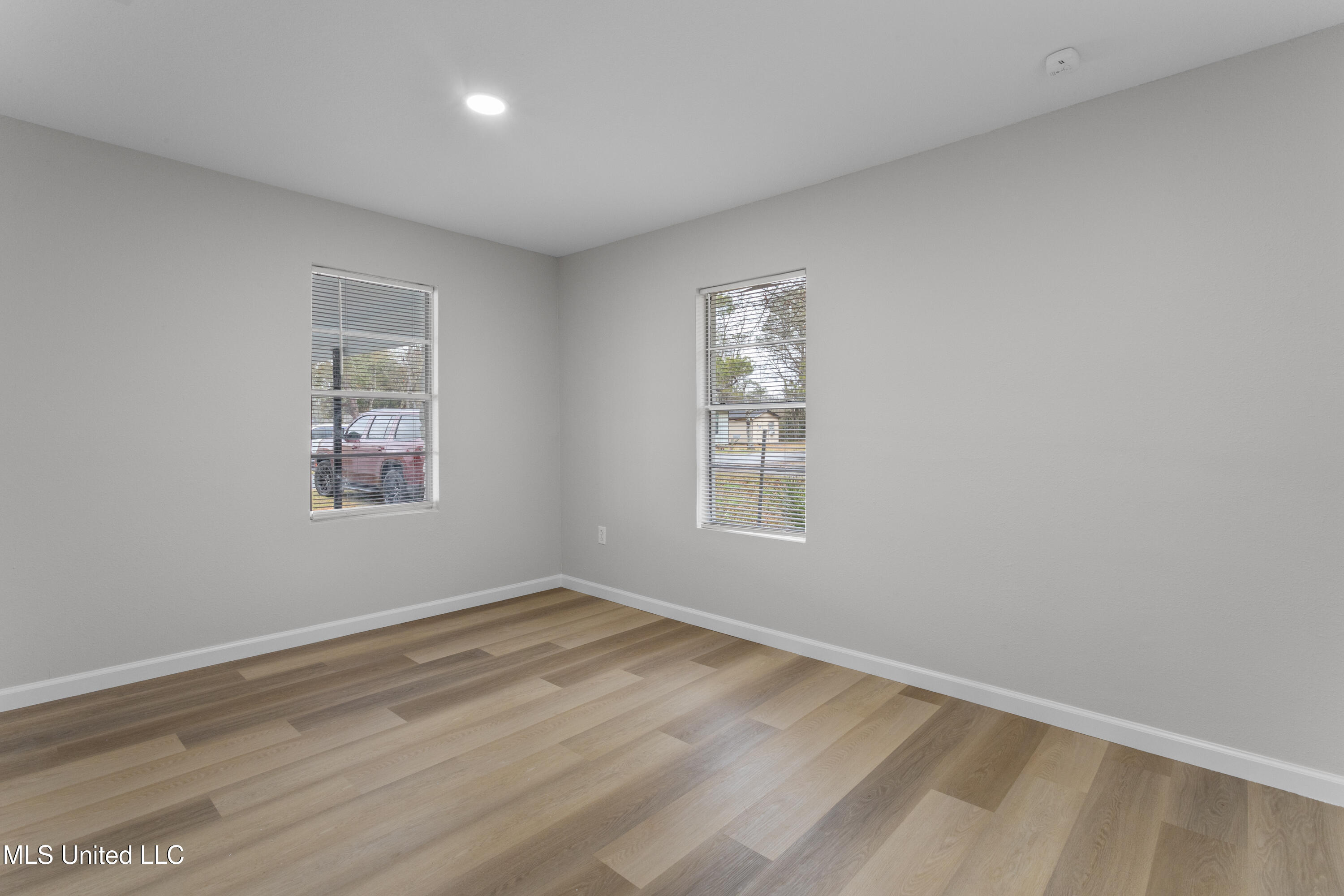 4006 Macphelah Road Moss Point, MS 39563 - Photo 13 of 19 0013