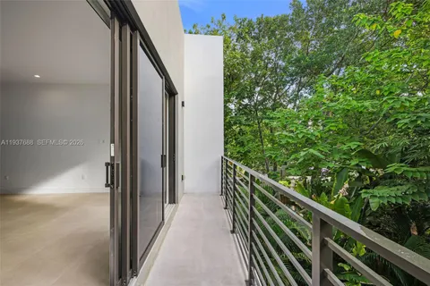 $2,285,000 | 3063 Elizabeth Street, Miami, FL 33133