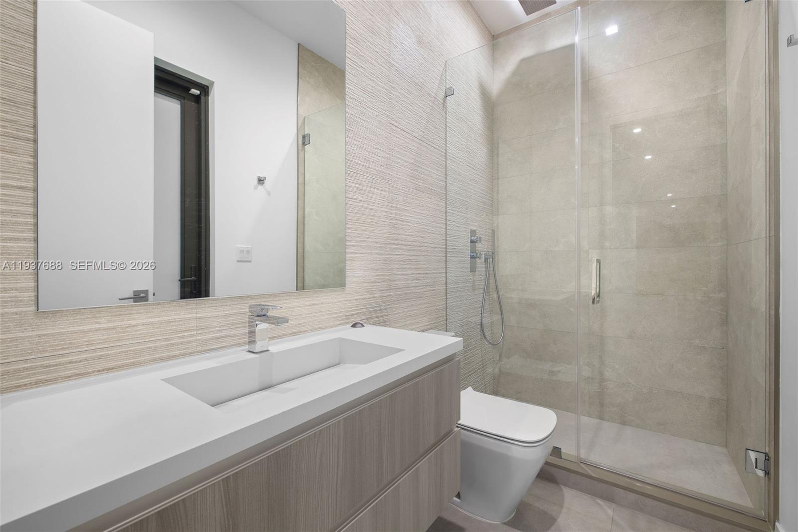 3063 Elizabeth Street Miami, FL 33133 - Photo 27 of 35