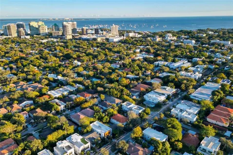 $2,285,000 | 3063 Elizabeth Street, Miami, FL 33133