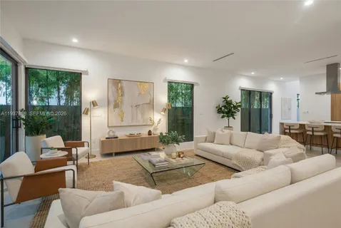 $2,285,000 | 3063 Elizabeth Street, Miami, FL 33133