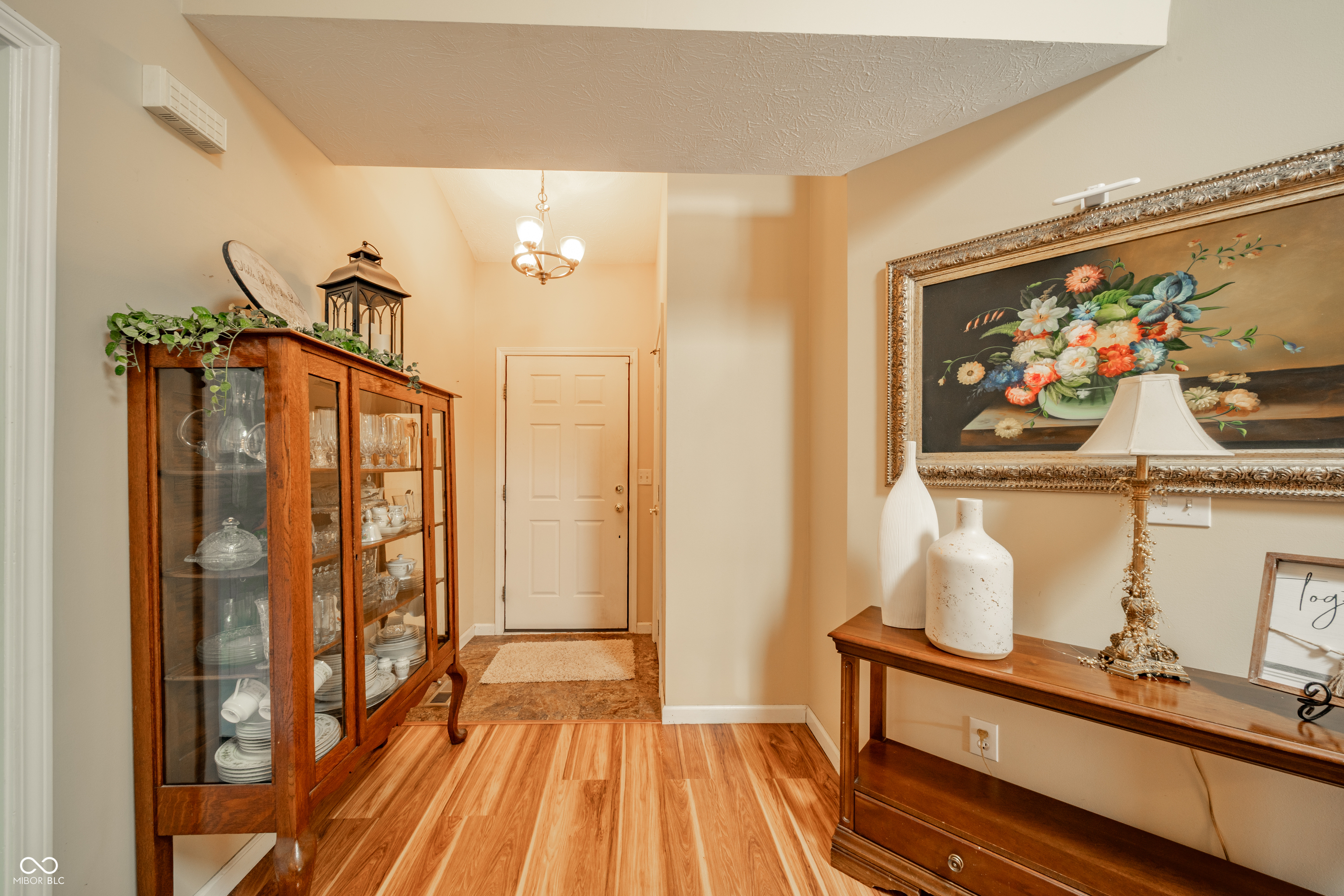 621 Buck Lane Pendleton, IN 46064 - Photo 5 of 43
