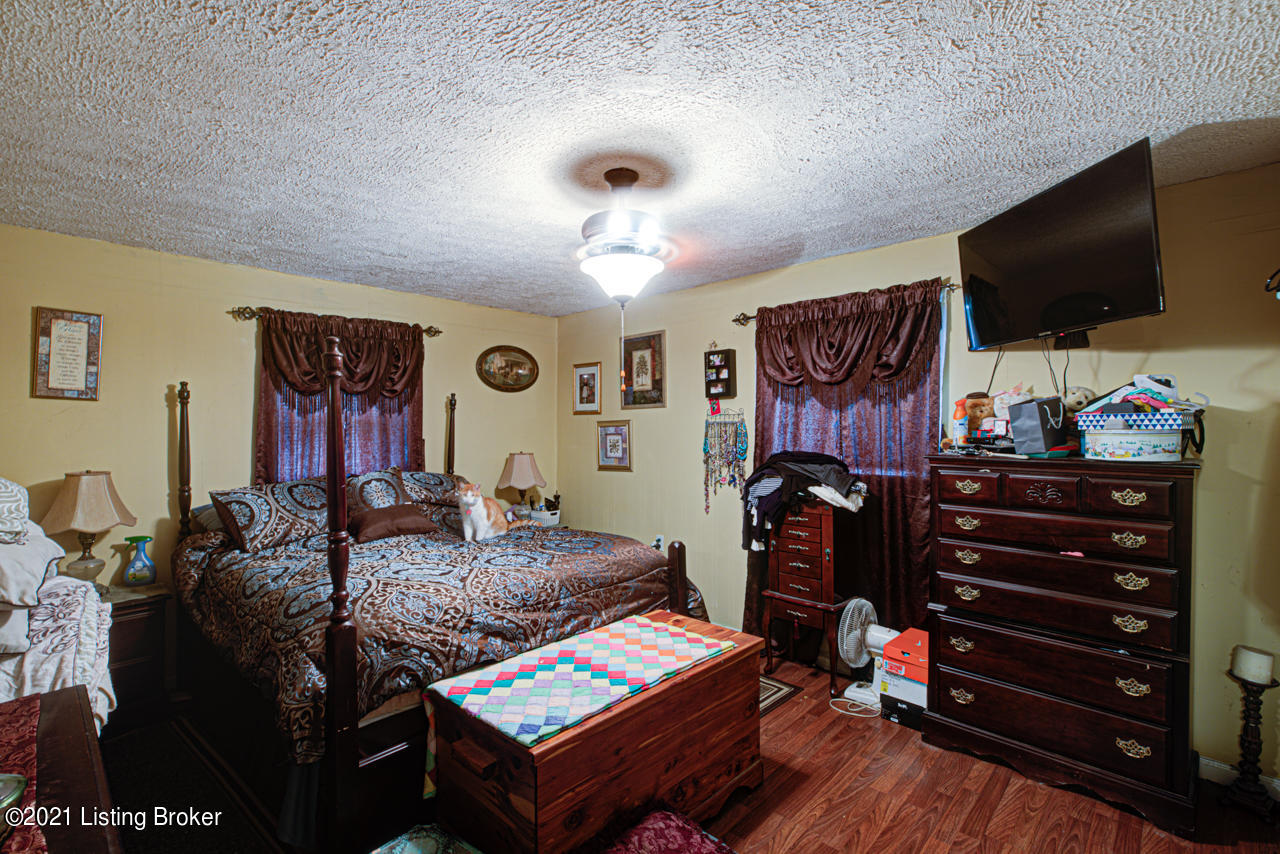 585 Letts Road Brooks, KY 40109 - Photo 16 of 22 Primary Bedroom
