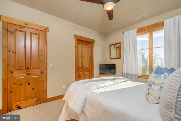 $799,000 | 200 North Camp Road, McHenry, MD 21541