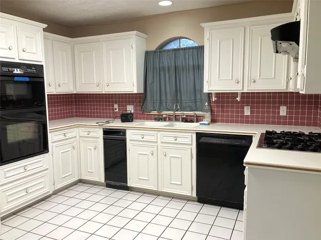 $389,900 | 4615 Sao Paulo Street, Pasadena, TX 77504